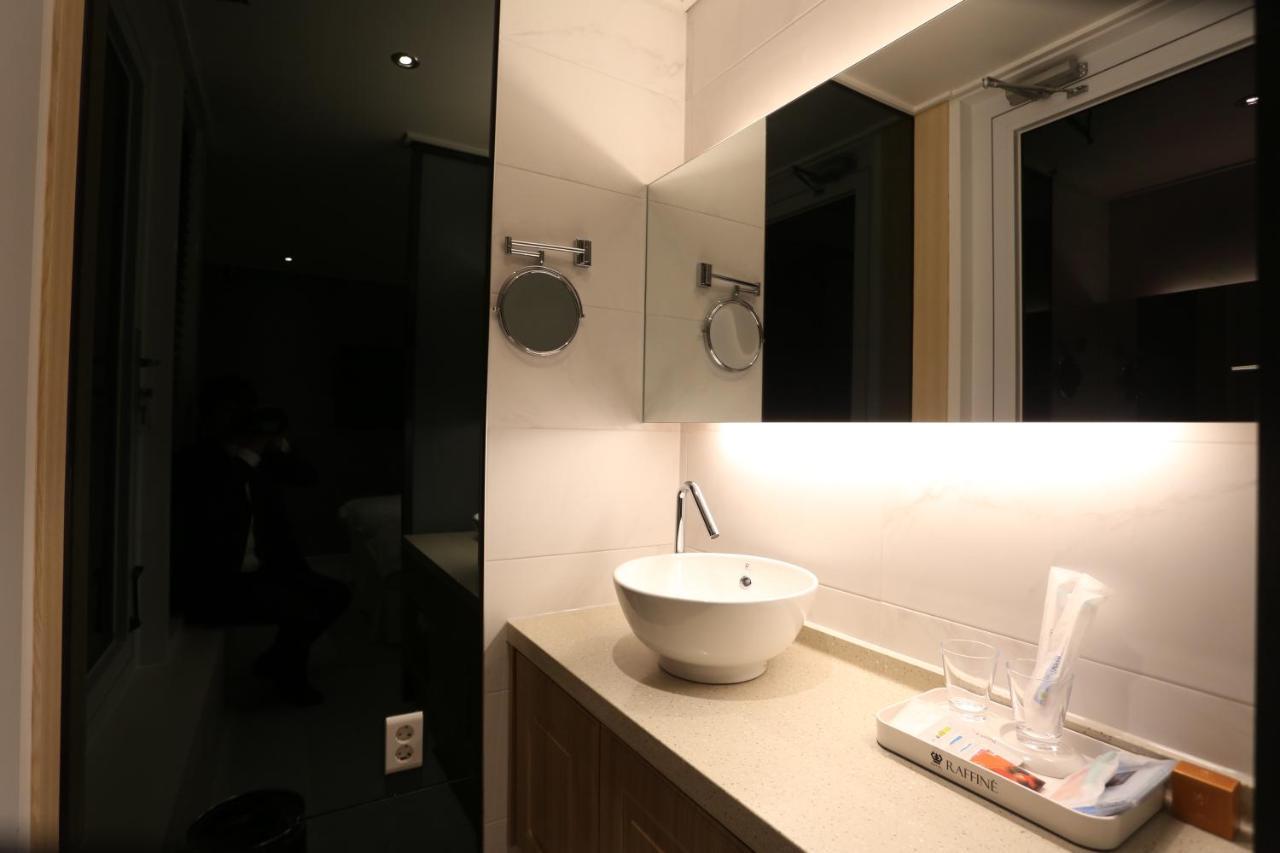 Hotel Rafine Gangneung Eksteriør billede